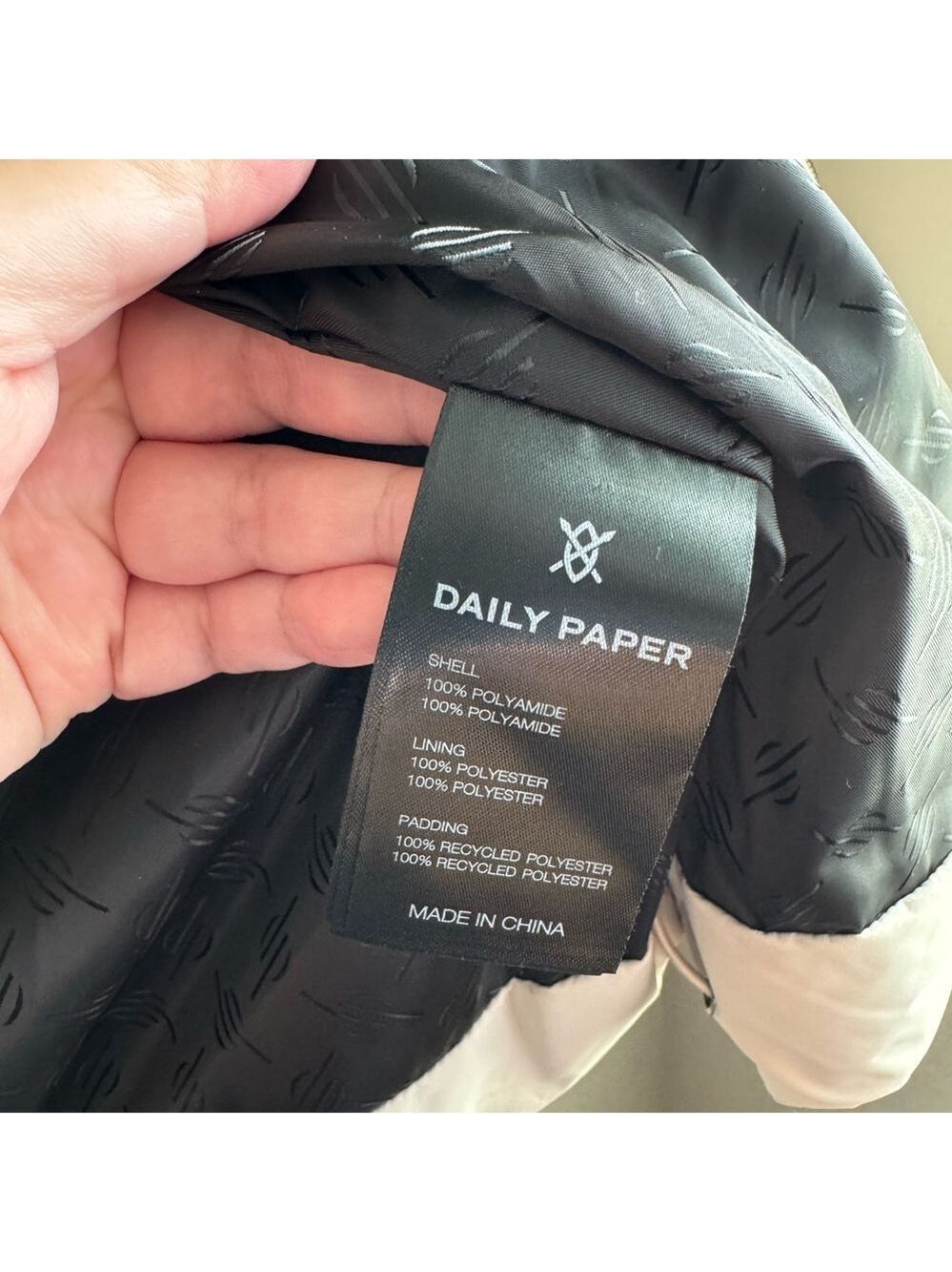DAILY PAPER The Nicole Puffer in Nacreous Clouds Beige - Picture 14 of 15